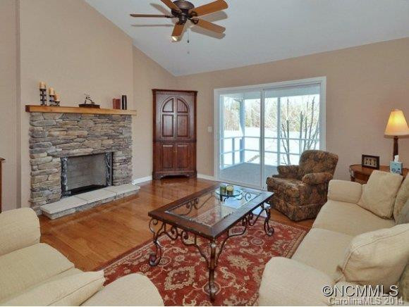 137 Charlestown Drive - Photo 5
