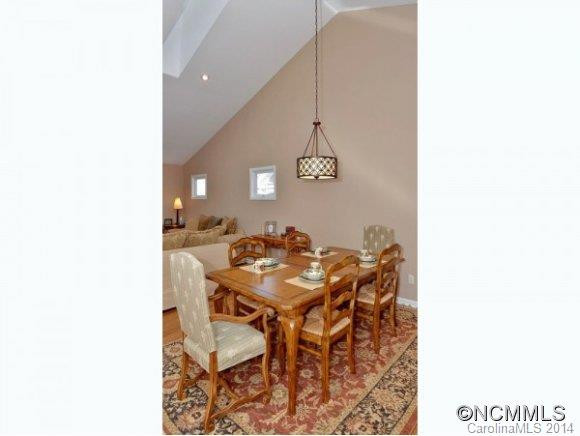 137 Charlestown Drive - Photo 6