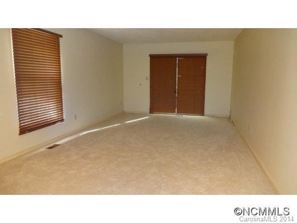 40 PENCROSS CIRCLE - Photo 5