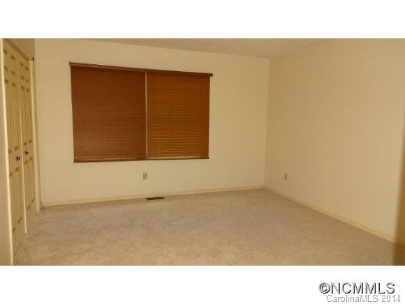 40 PENCROSS CIRCLE - Photo 8