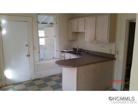 520 Clearview Terr - Photo 2