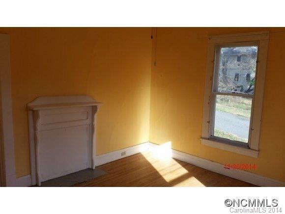 520 Clearview Terr - Photo 7