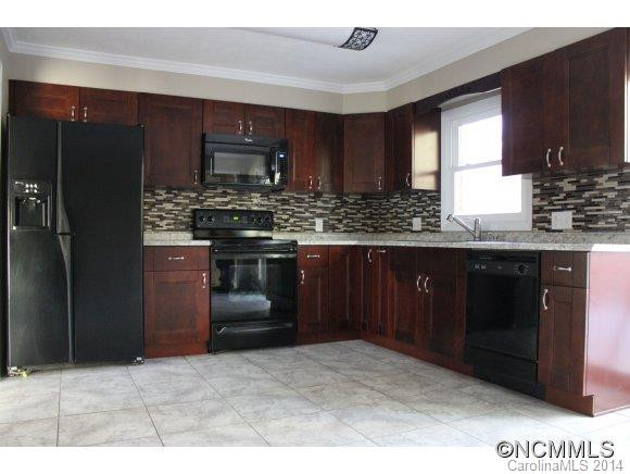 114 Pilgrim Drive - Photo 2