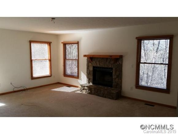 435 Farley Street - Photo 3