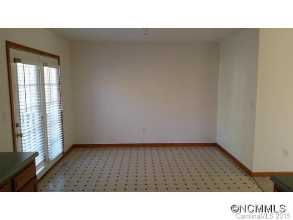 435 Farley Street - Photo 5