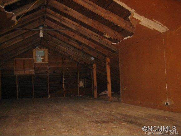 1054 Old Leicester Highway - Photo 17