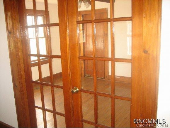 1054 Old Leicester Highway - Photo 8