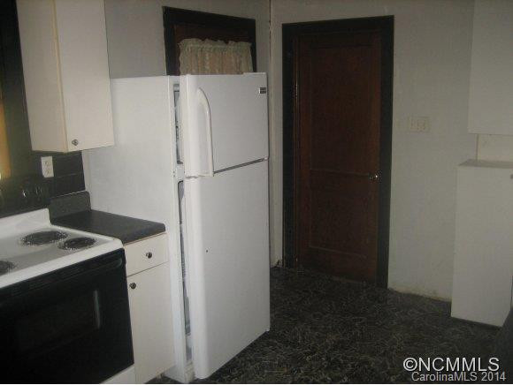 1054 Old Leicester Highway - Photo 10