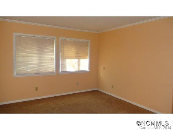 15 D-6 LAKE DRIVE - Photo 5