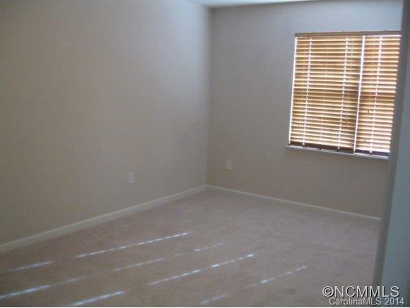 106 Creekside Drive - Photo 13