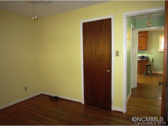 23 Lane Avenue - Photo 11