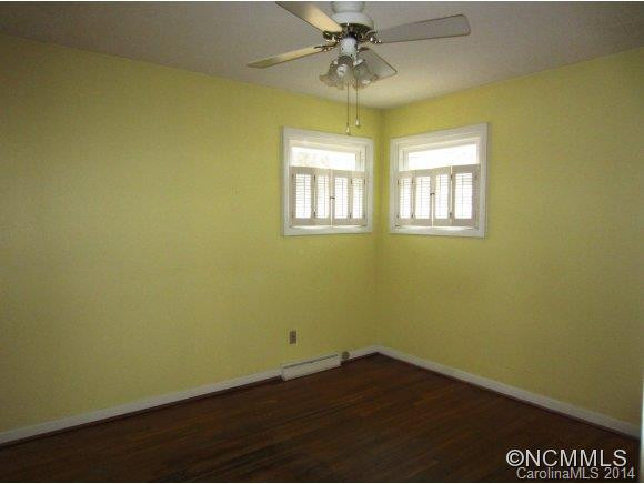 23 Lane Avenue - Photo 12