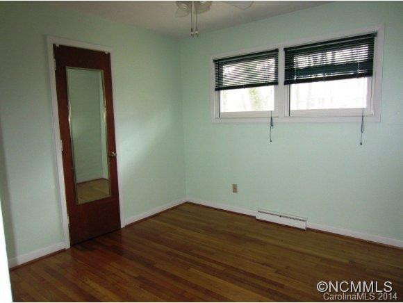 23 Lane Avenue - Photo 13