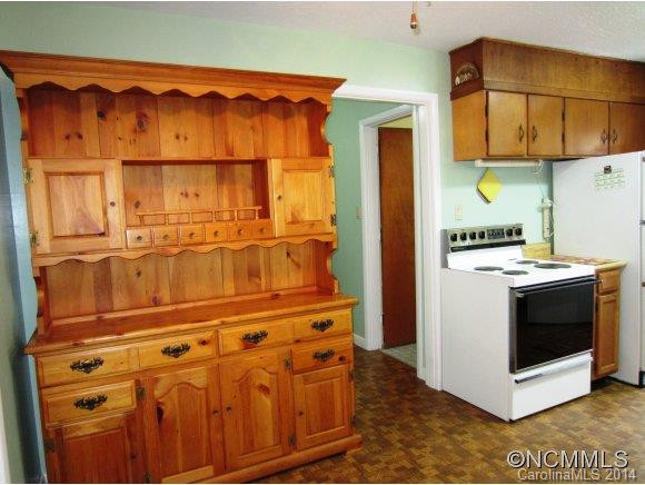 23 Lane Avenue - Photo 8