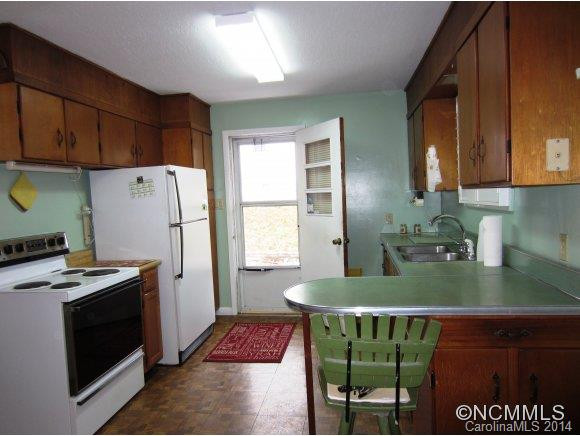 23 Lane Avenue - Photo 9