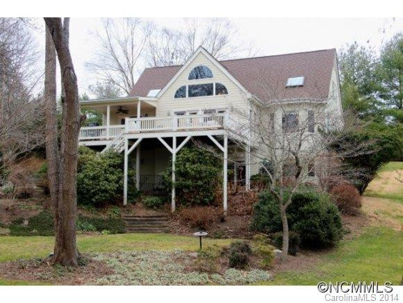 18 Hillcrest Dr