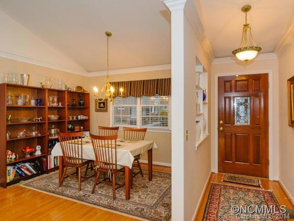 1046 Saddlebrook Dr. - Photo 11