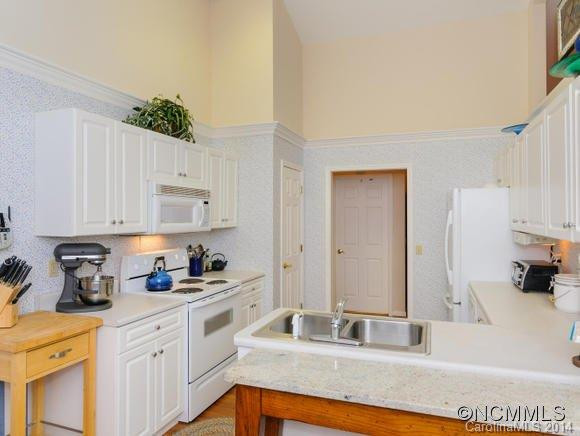 1046 Saddlebrook Dr. - Photo 15