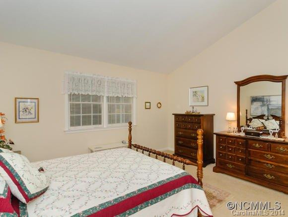 1046 Saddlebrook Dr. - Photo 20