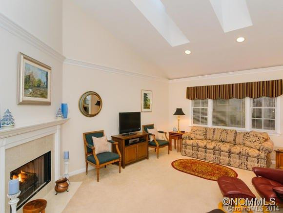 1046 Saddlebrook Dr. - Photo 6