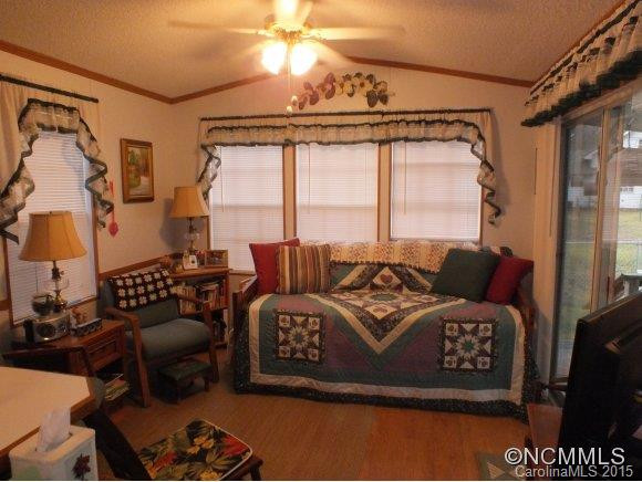 78 PARK PLACE - Photo 3