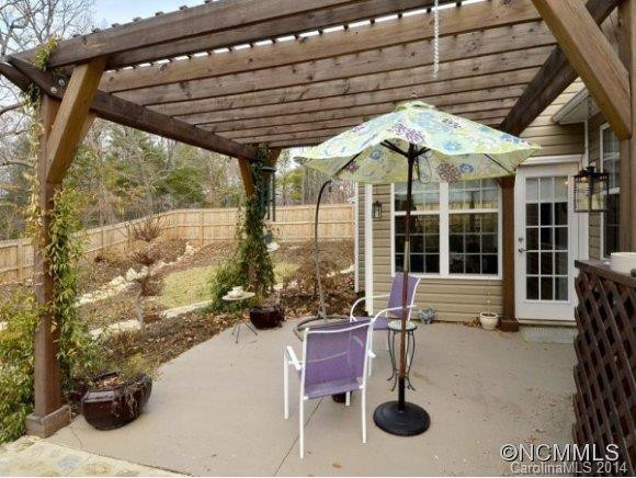 7 WOODTHORN ROAD - Photo 12