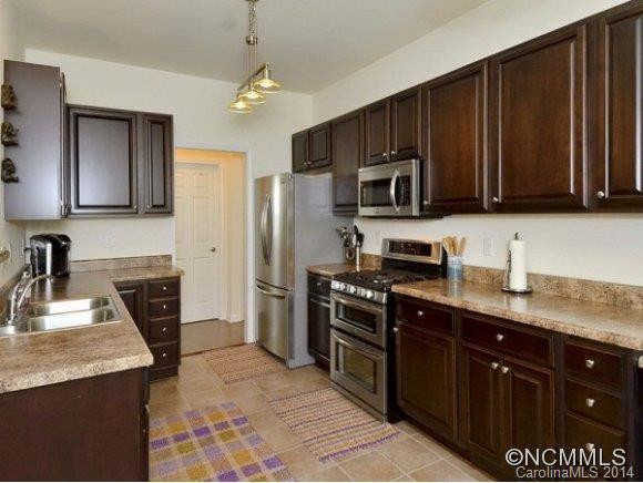 7 WOODTHORN ROAD - Photo 10