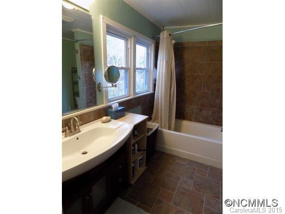 1660 Highway 9 N - Photo 10