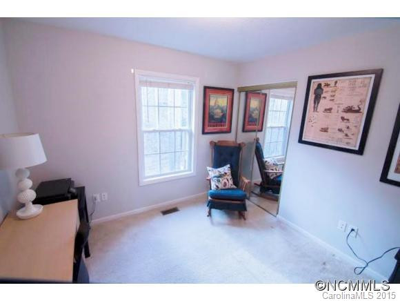 285 Hilltop View Drive - Photo 16