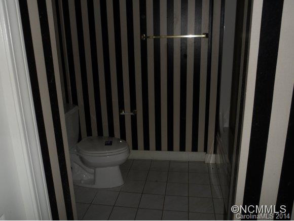 342 Sondley Drive E - Photo 13