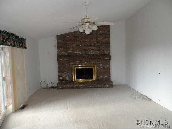 342 Sondley Drive E - Photo 3