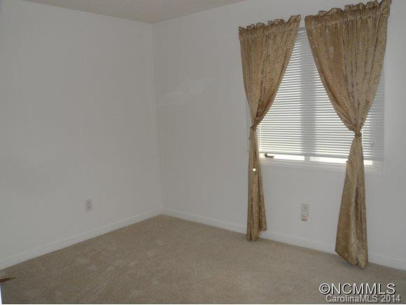 342 Sondley Drive E - Photo 9