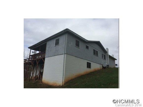 18 Lakeview - Photo 2