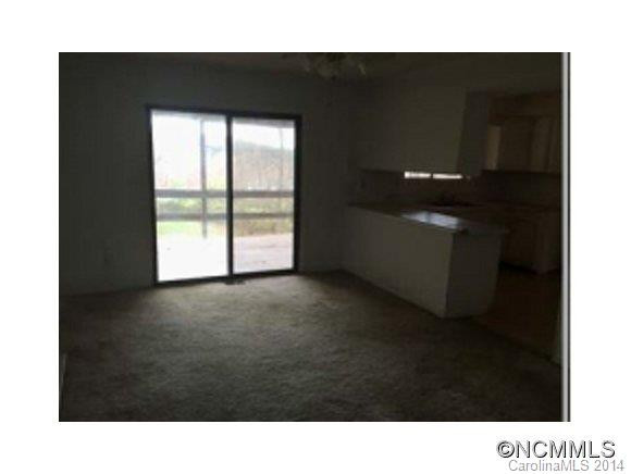 18 Lakeview - Photo 3