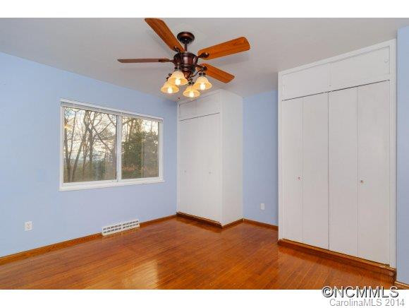 19 North Oak Forest Drive - Photo 16