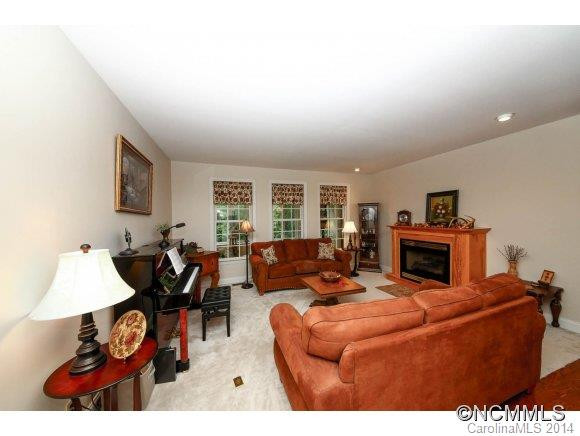1017 Butternut Trail - Photo 3