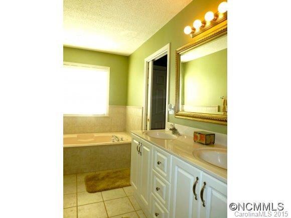 107 Red Spruce Way - Photo 11
