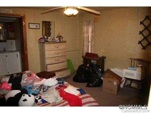 279 BOSTIC SUNSHINE HIGHWAY - Photo 13