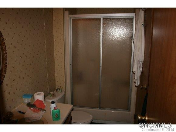 279 BOSTIC SUNSHINE HIGHWAY - Photo 16