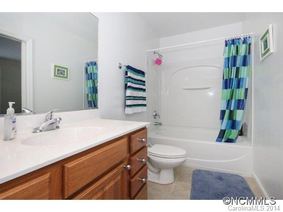 44 Rotunda Circle - Photo 12