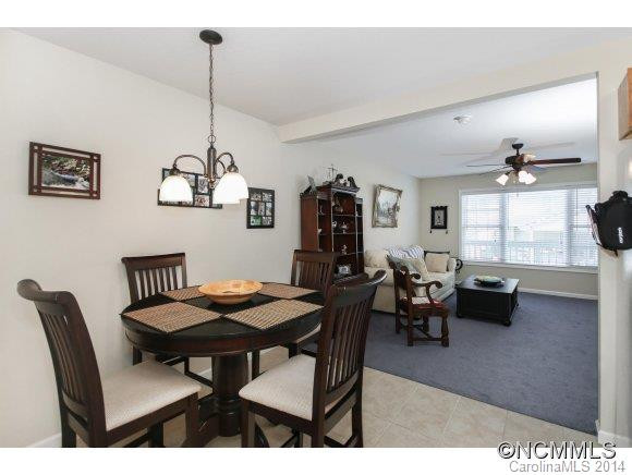 44 Rotunda Circle - Photo 6