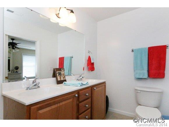 44 Rotunda Circle - Photo 10