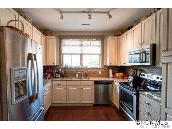 5 Farleigh St Unit 104 - Photo 5