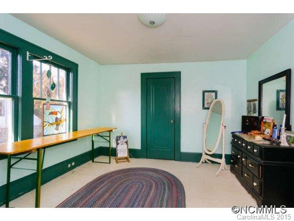 451 Fairview Road - Photo 20