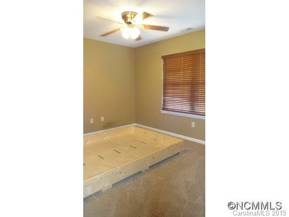 50 FAIRWAY VIEW DRIVE - Photo 12