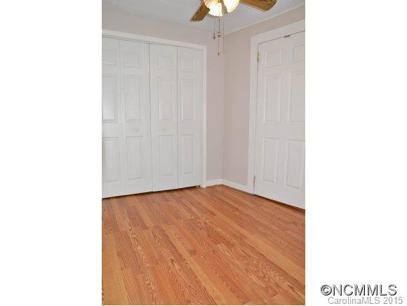 585 Hoyles Orchard Road - Photo 9