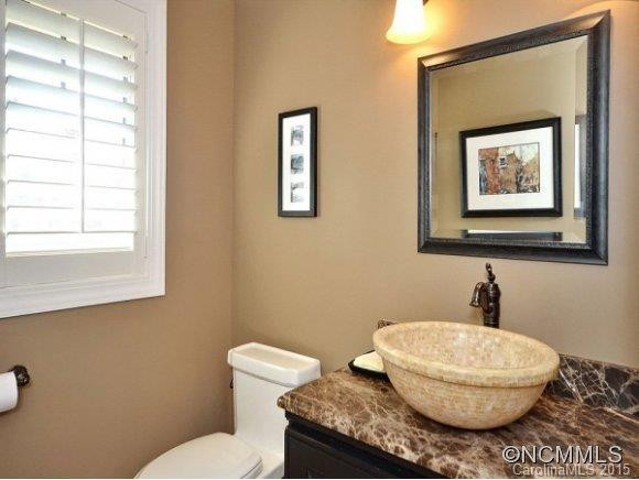 318 MIDLAND DRIVE - Photo 12