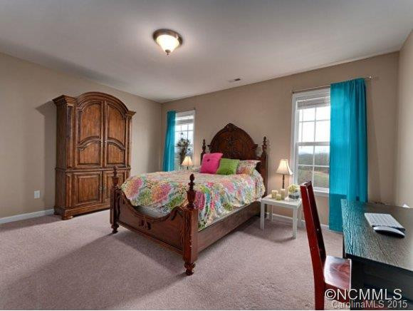 136 Roanoke Road - Photo 11