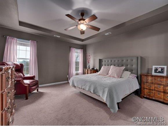 136 Roanoke Road - Photo 9