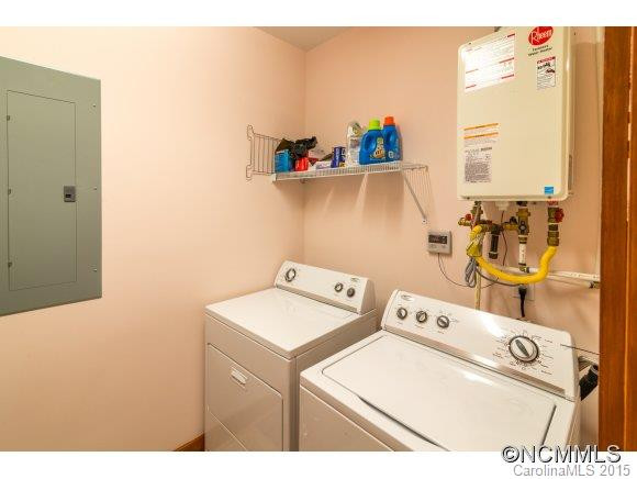 19 Roselyn Way - Photo 11
